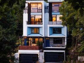Oasis in the City - Calm 4BR Home with Gym & Sauna